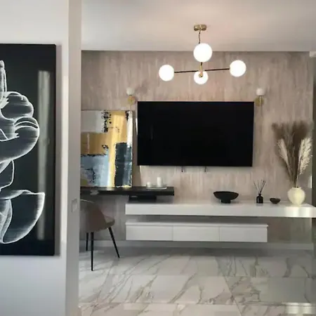 Penthouse Imparatul Traian Apartamento *