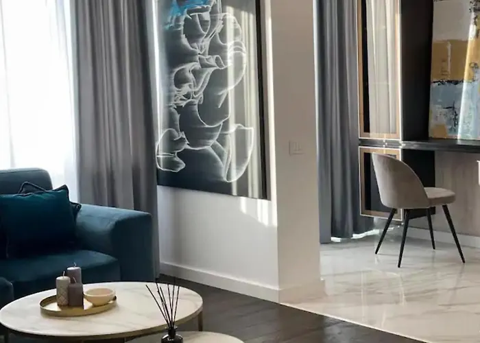 Penthouse Imparatul Traian * Крайова