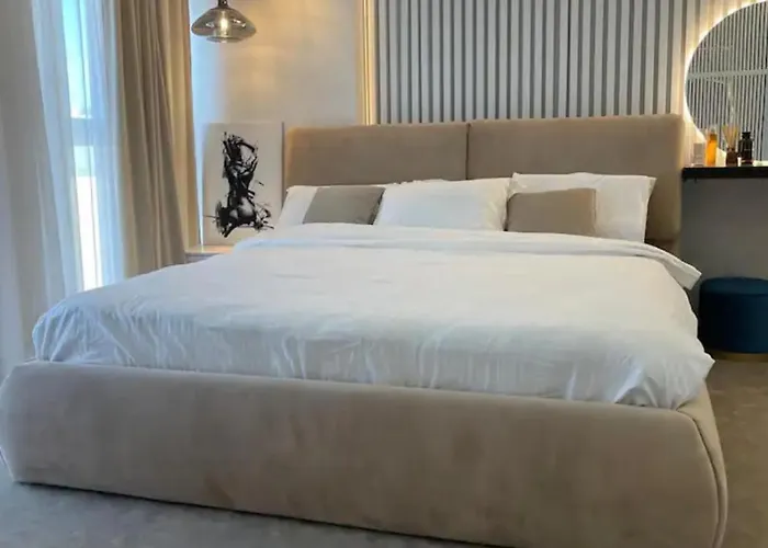 Penthouse Imparatul Traian * Крайова